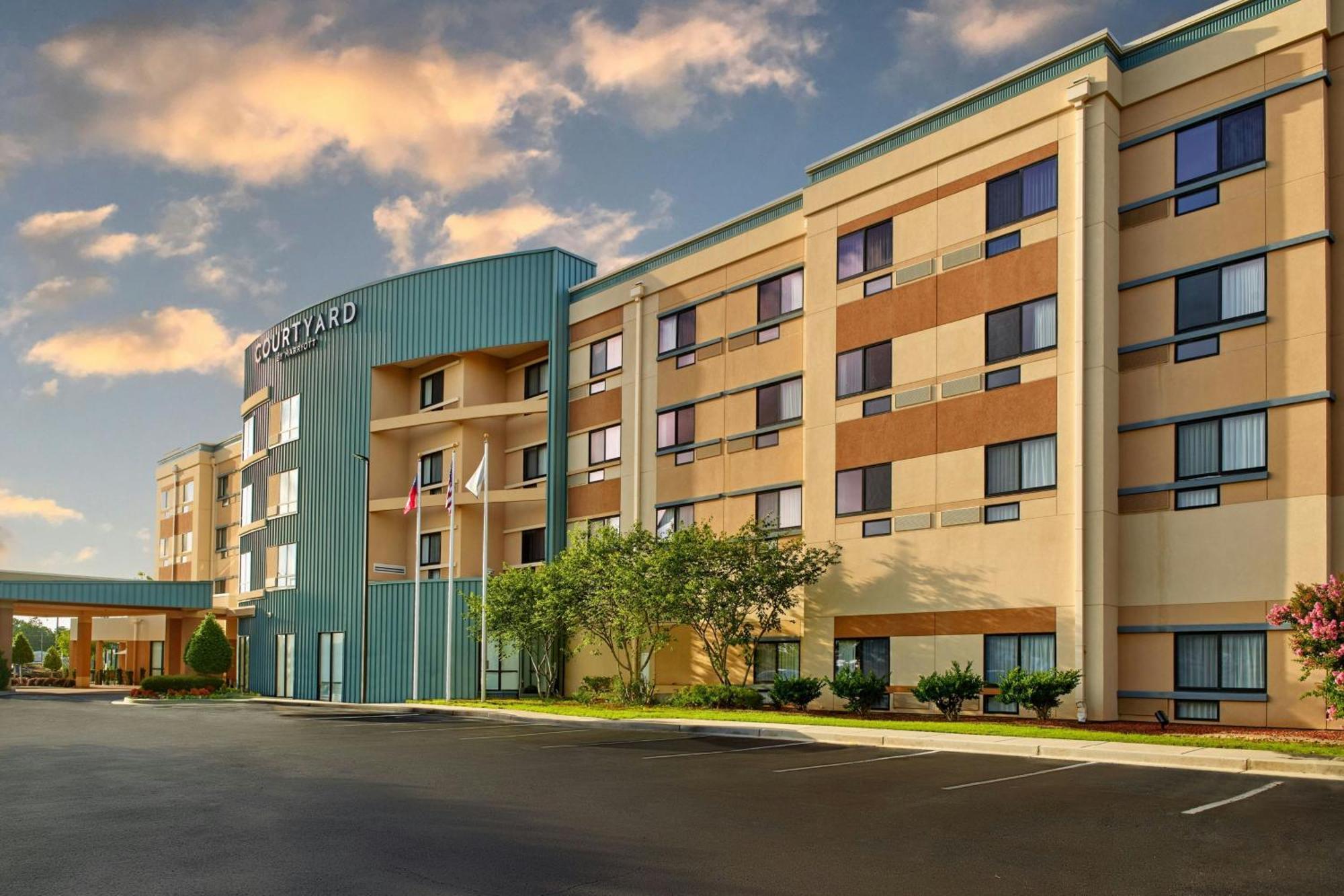 Courtyard Warner Robins Hotel Bagian luar foto